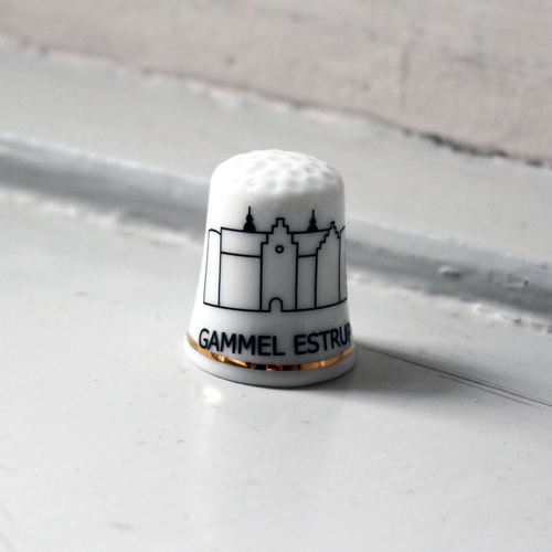 Fingerbøl med Gammel Estrup logo