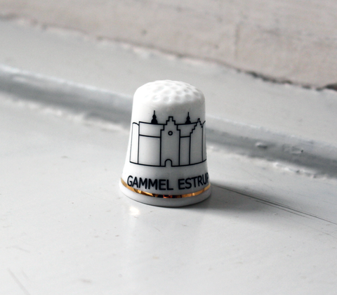 Fingerbøl med Gammel Estrup logo