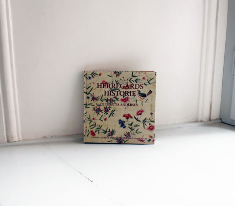 Bog: Herregårdshistorie til Britta Andersen