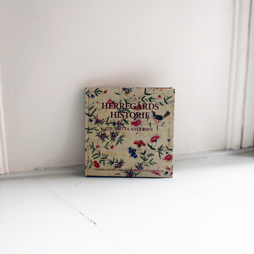 Bog: Herregårdshistorie til Britta Andersen