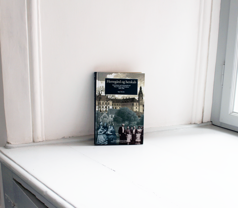 Bog: Herregård og Herskab