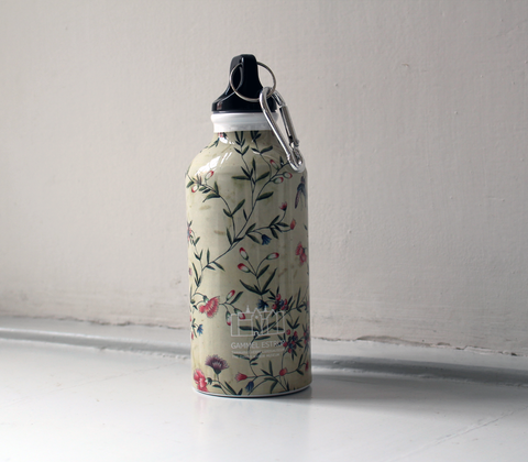 Vandflaske med sommerfuglemotiv fra Gammel Estrup